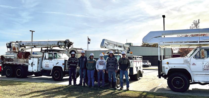 Gordon Construction donates equipment to Lineman Program