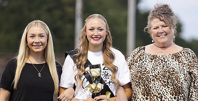 Hugo Buffalo Seniors Honored!