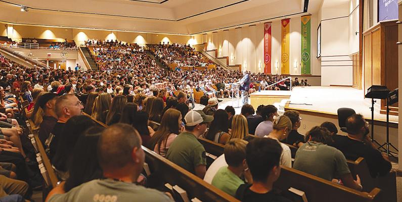 More than 1,000 youth gather at Memorial Road Church of Christ for UNITE.