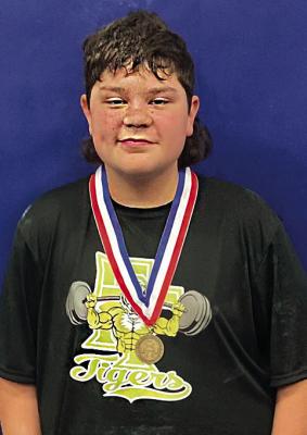 Fort Towson weightlifters making history