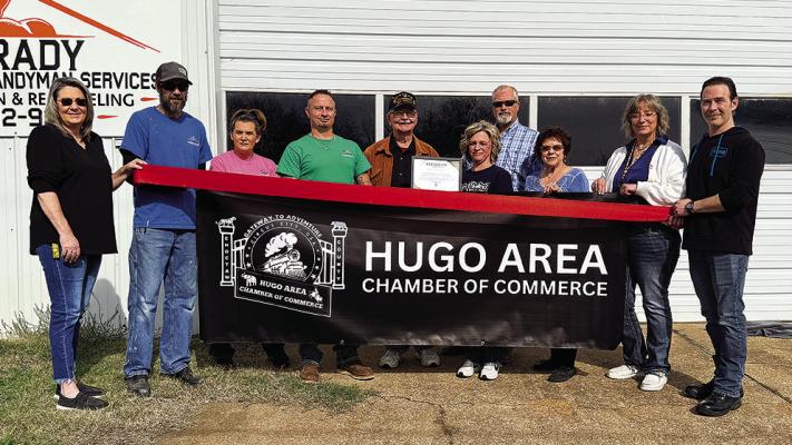 Chamber welcomes new business with ribbon cutting