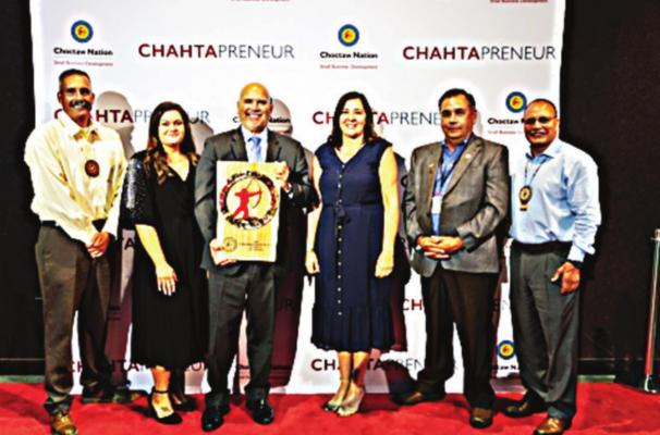 From left to right: Assistant Chief Jack Austin Jr.; Brittany Rice, Choctaw Nation Small Business Advisor; Choctaw Nation Chahtapreneur of the Year, Carl Brown; Angie Brown; Jess Henry, Choctaw Nation Tribal Council Member and Chief Gary Batton.