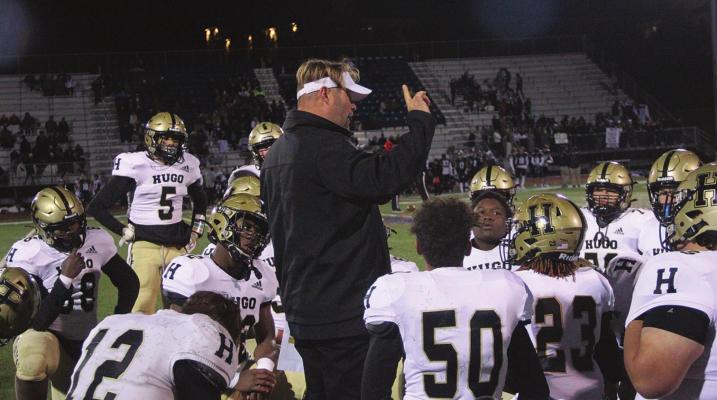 Buffs fall to Cascia Hall in playoffs, 55-6