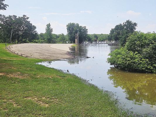 Tulsa Corps of Engineers reports on Hugo Lake status