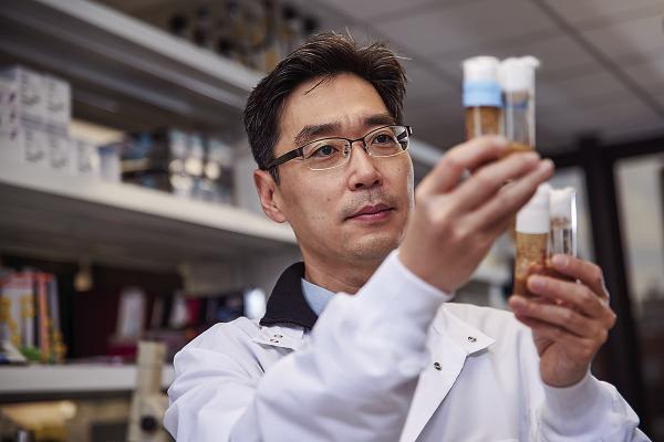 OMRF scientist identifies genetic cause of rare disease