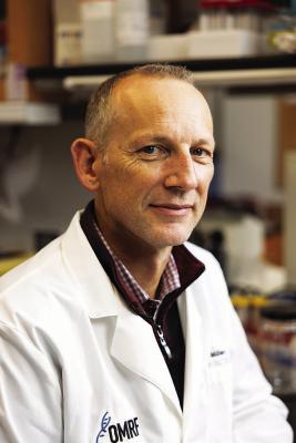 Chance meeting leads to OMRF scientist’s discovery