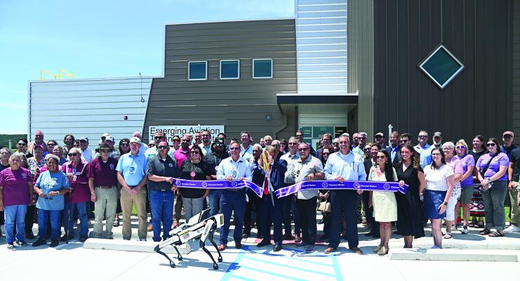 Last Tuesday, June 17, the Choctaw Nation gathered with Chief Gary Batton, Assistant Chief Jack Austin, Jr., James Grimsley and numerous other Tribal dignitaries and councilors, along with representatives of the Federal Aviation Admiinistration (FAA), for a ribbon-cutting ceremony to officially mark the new opening of an 8,324 square-foot Aviation Technology Center. More can be found inside today’s Hugo News. Hugo News / Stan Stamper