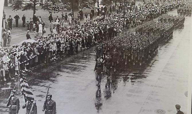 Ike and Edgar Simpson of Hugo, (bottom-left) were the Honor Guard soldiers leading the 20,000 men of Oklahoma’s 45th Infantry in a New York City parade in 1943 prior to their dispatch to WWII in Sicily, Italy and France.