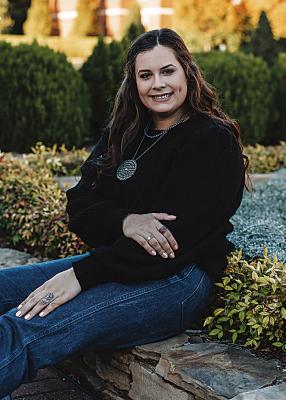 Clifton receives Farm Credit Association scholarship