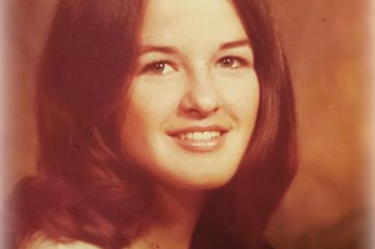 Eve Elizabeth Tucker