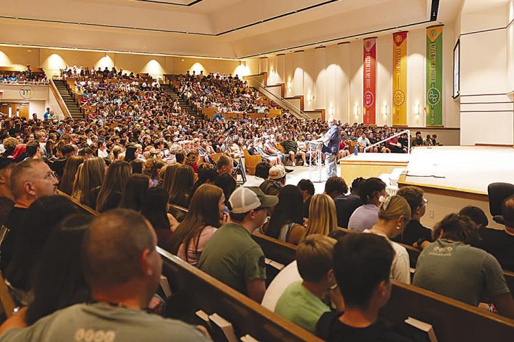More than 1,000 youth gather at Memorial Road Church of Christ for UNITE.