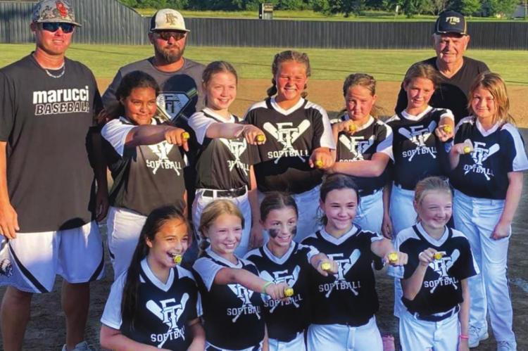 Fort Towson Tigers are 10-U Softball Champs!