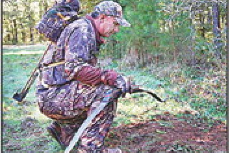 Opening day of bowhunting for deer, elk, black bear, pronhorn, and wild turkey is set for Oct. 1. See inside today’s Hugo News for the Fall Hunting Edition. Photo Courtesy / wildlifedepartment.com)