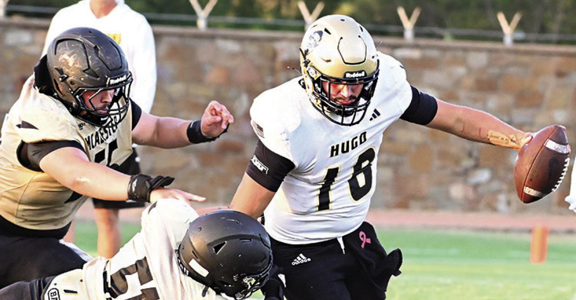 BUFFALO QUARTERBACK JAYKA SANTILLAN has been the Hugo Buffaloes most productive offensive weapon this season. Santillan abilit to run or pass keeps opposing defenses on their toes. Hugo News Photo / Stan Stamper