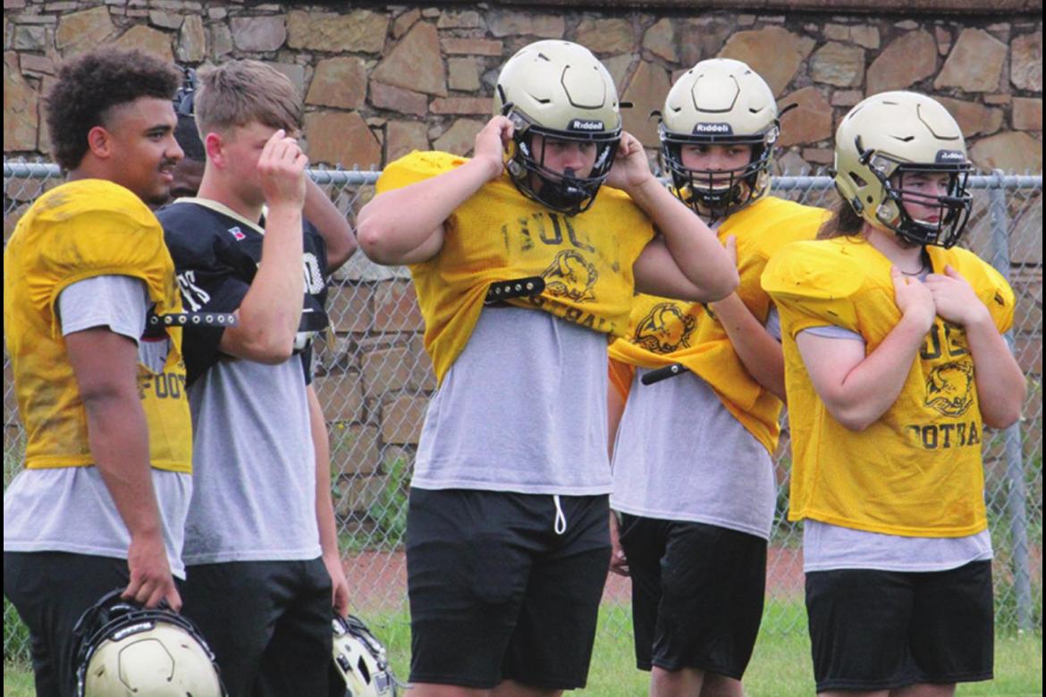 Buffaloes travel to Broken Bow for Spring Football Camp...